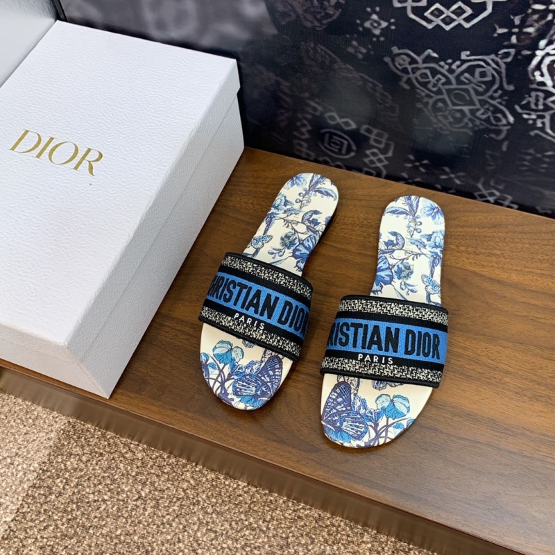 ch**an D*or slippers